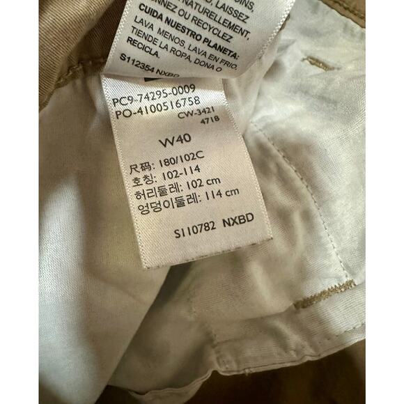 Levi Strauss SIGNATURE Cargo Tan Shorts Men's Size 40 - Picture 8 of 8